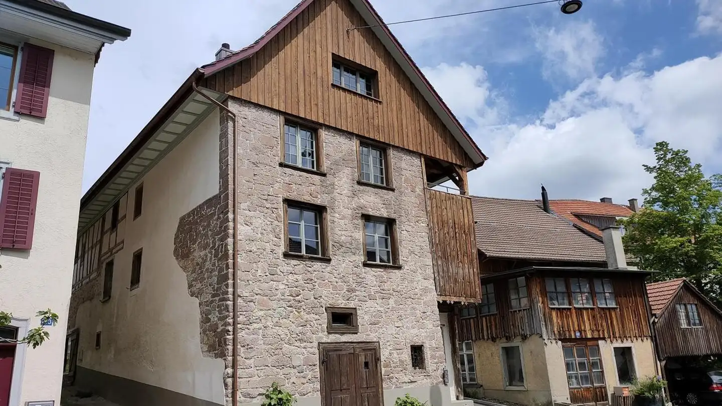 Single house for rent - 8215 Hallau