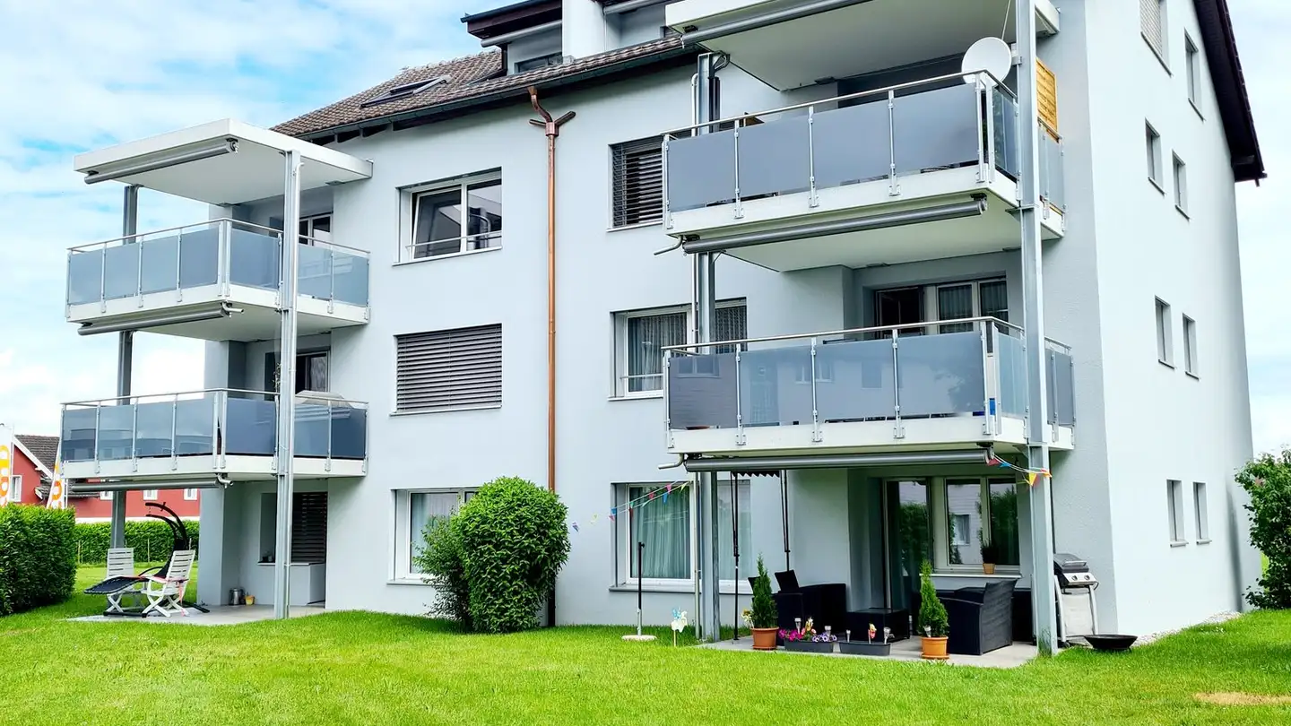 Dachgeschosswohnung mieten - Bettenstrasse 1, 9212 Arnegg