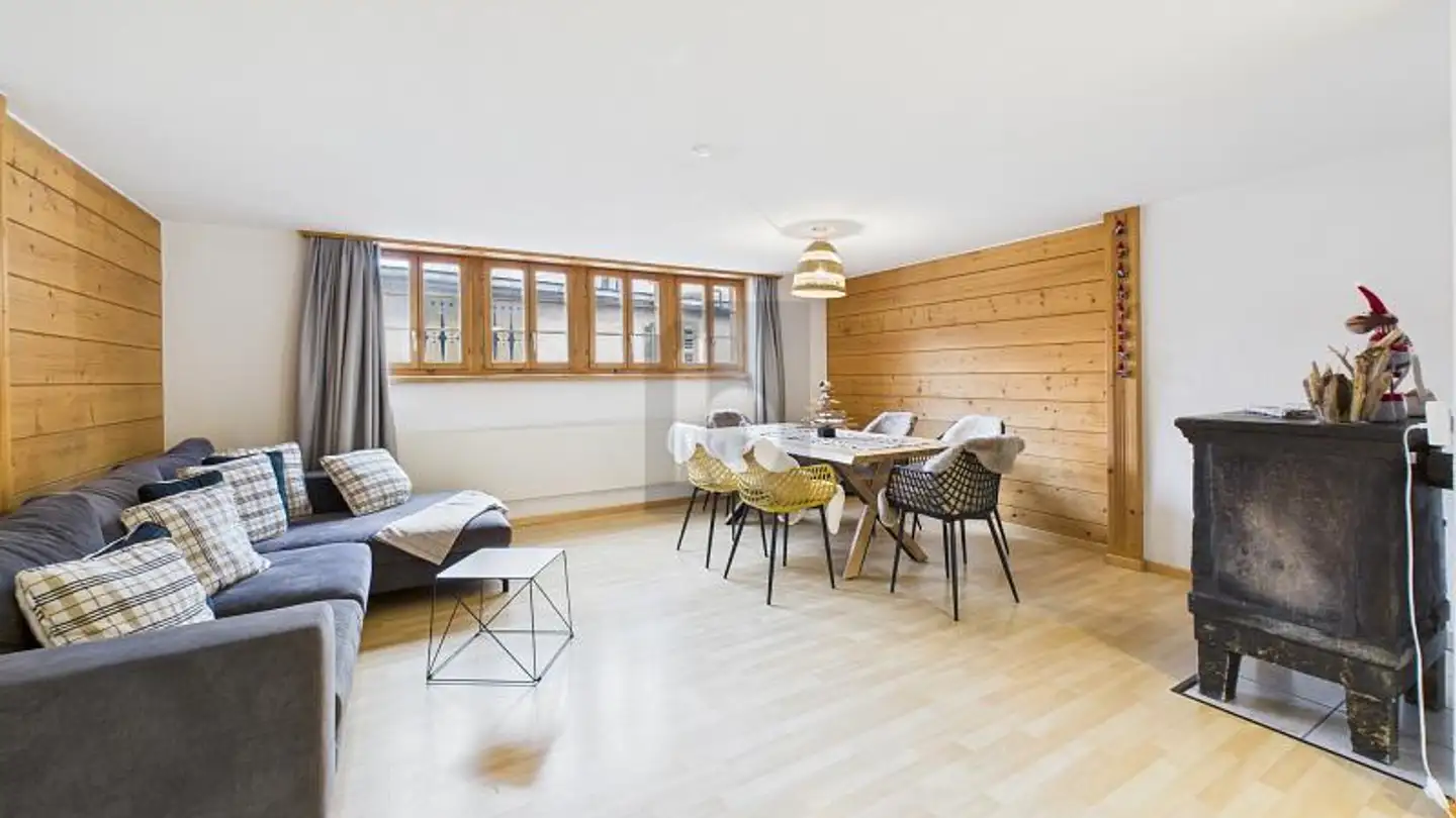 Wohnung kaufen - 7166 Trun