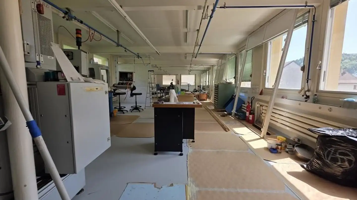 Commerciale in affitto - Rue des Billodes 26, 2400 Le Locle