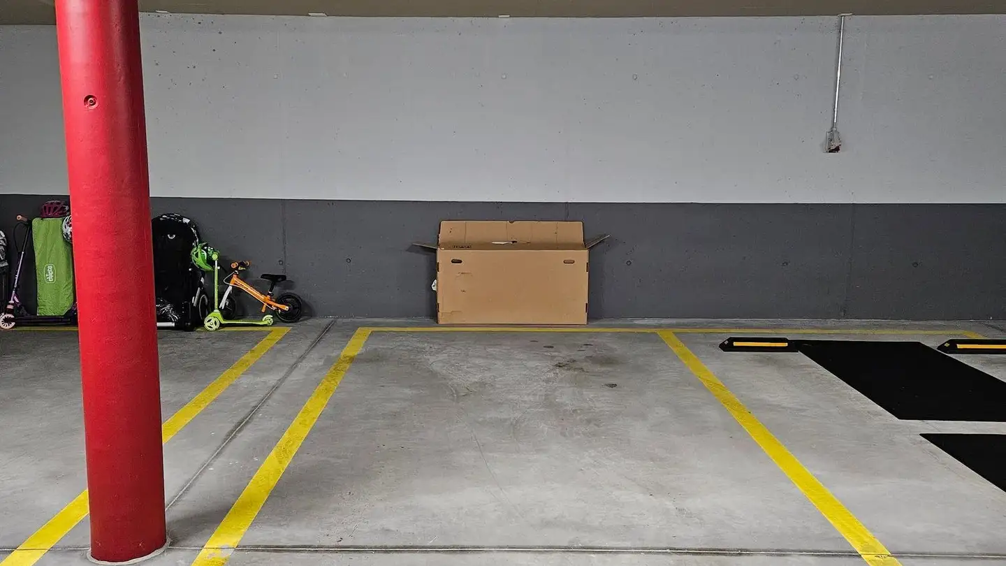 Parcheggio sotterraneo in affitto - Vicolo Torcett 4, 6648 Minusio - Photo 2