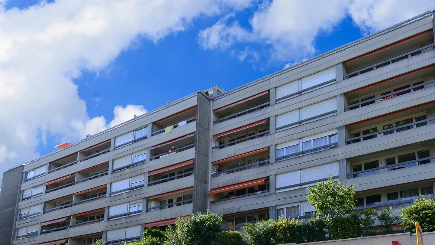 Outdoor parking space for rent - Rue des Sablons, 2000 Neuchâtel