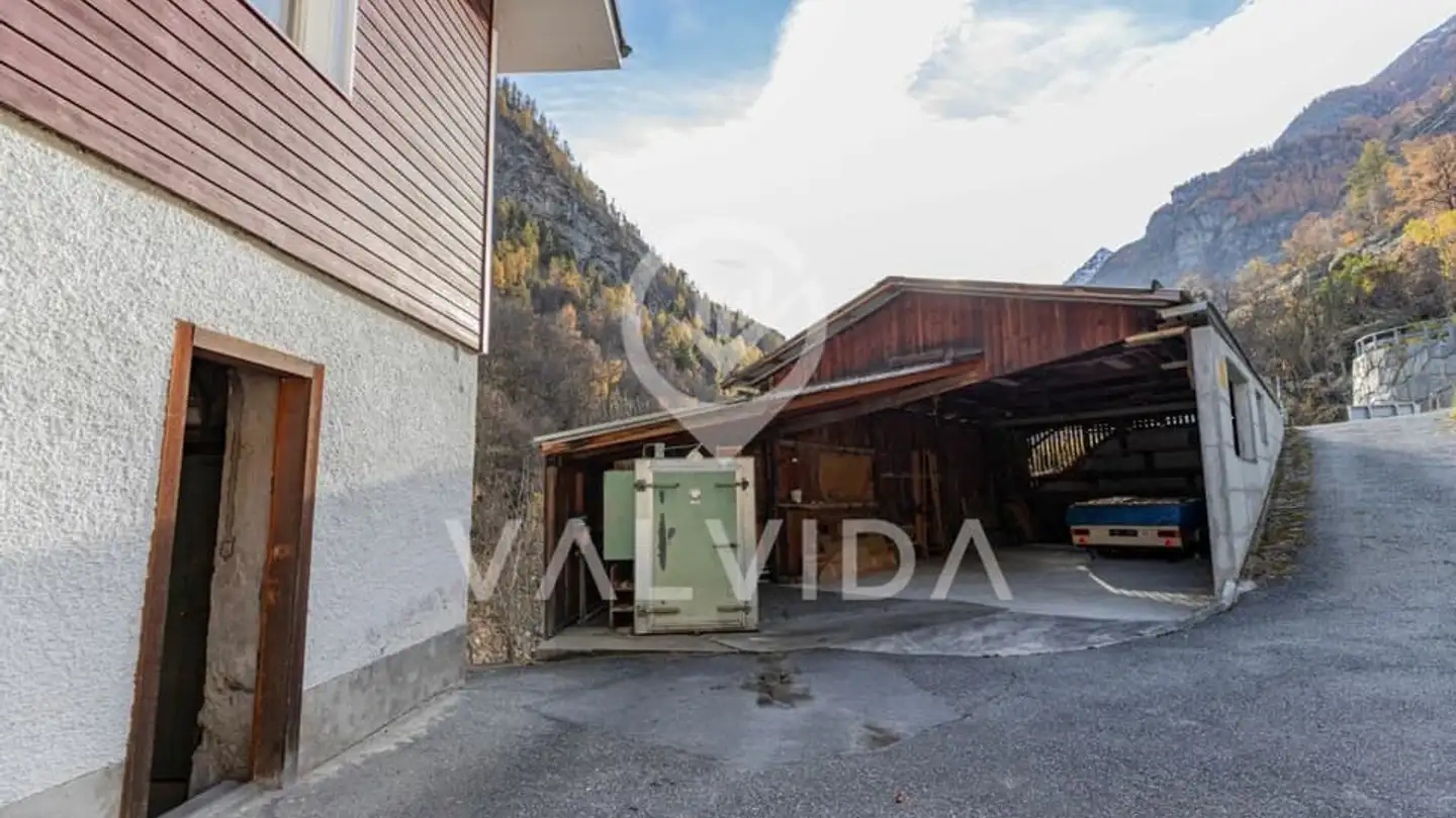 Commercial for sale - 3922 Kalpetran - Photo 3