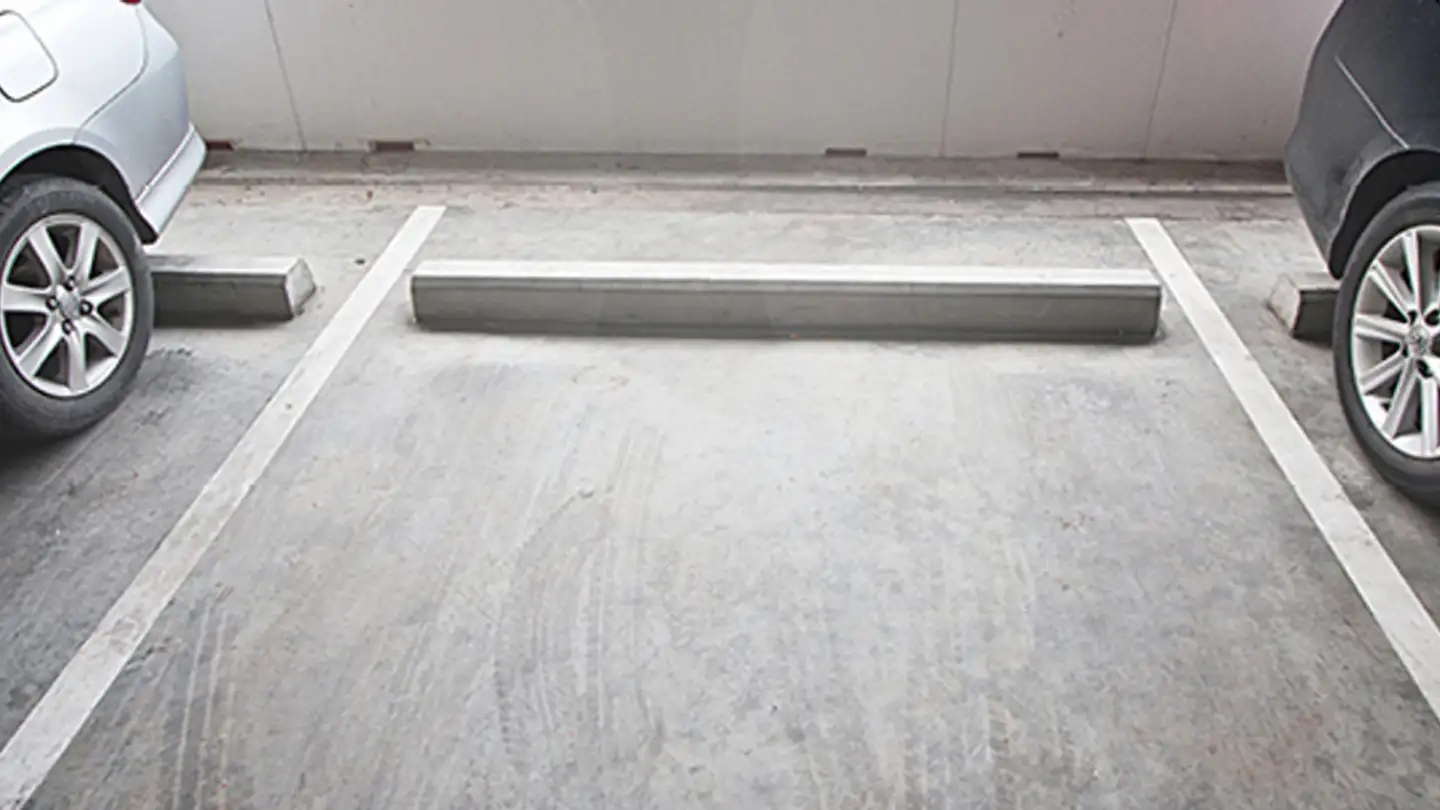 Garage singolo in affitto - Fritz-Fleiner-Weg 7, 8044 Zürich
