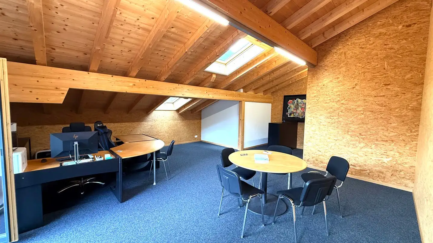 Office space for rent - Parallelstrasse 52, 3714 Frutigen