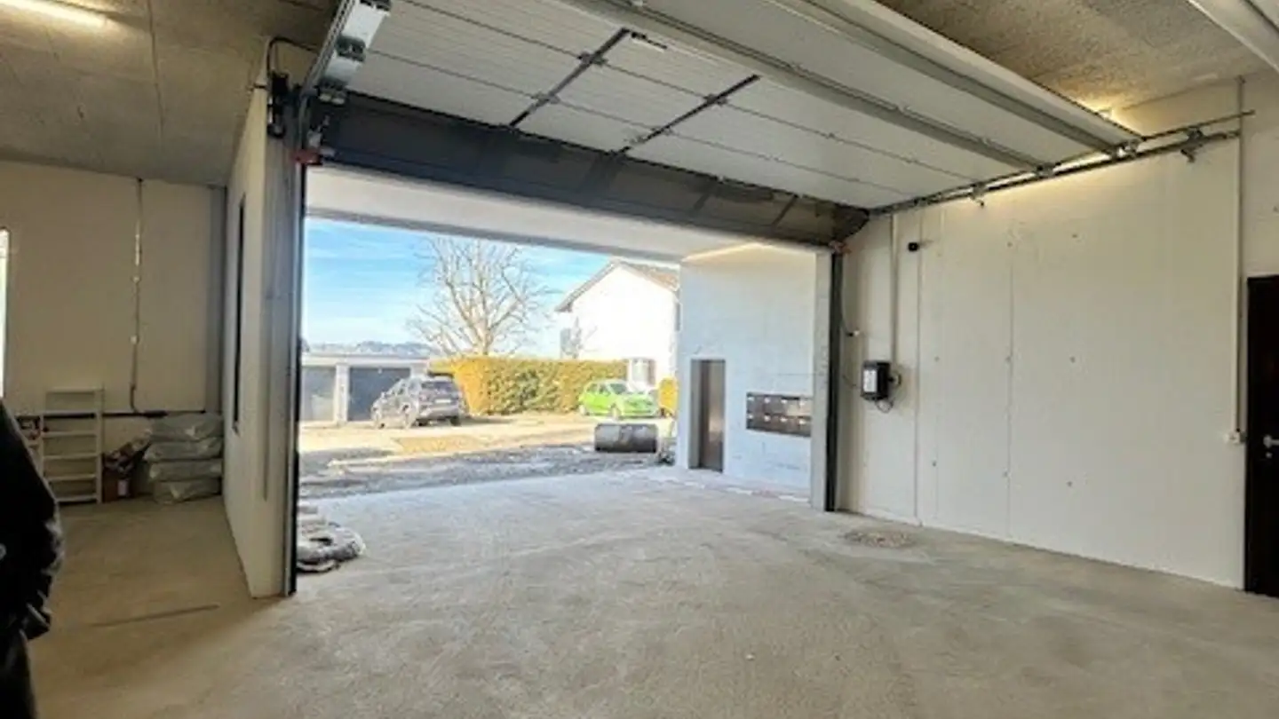 Tiefgaragenstellplatz mieten - 9500 Wil SG - Foto 3