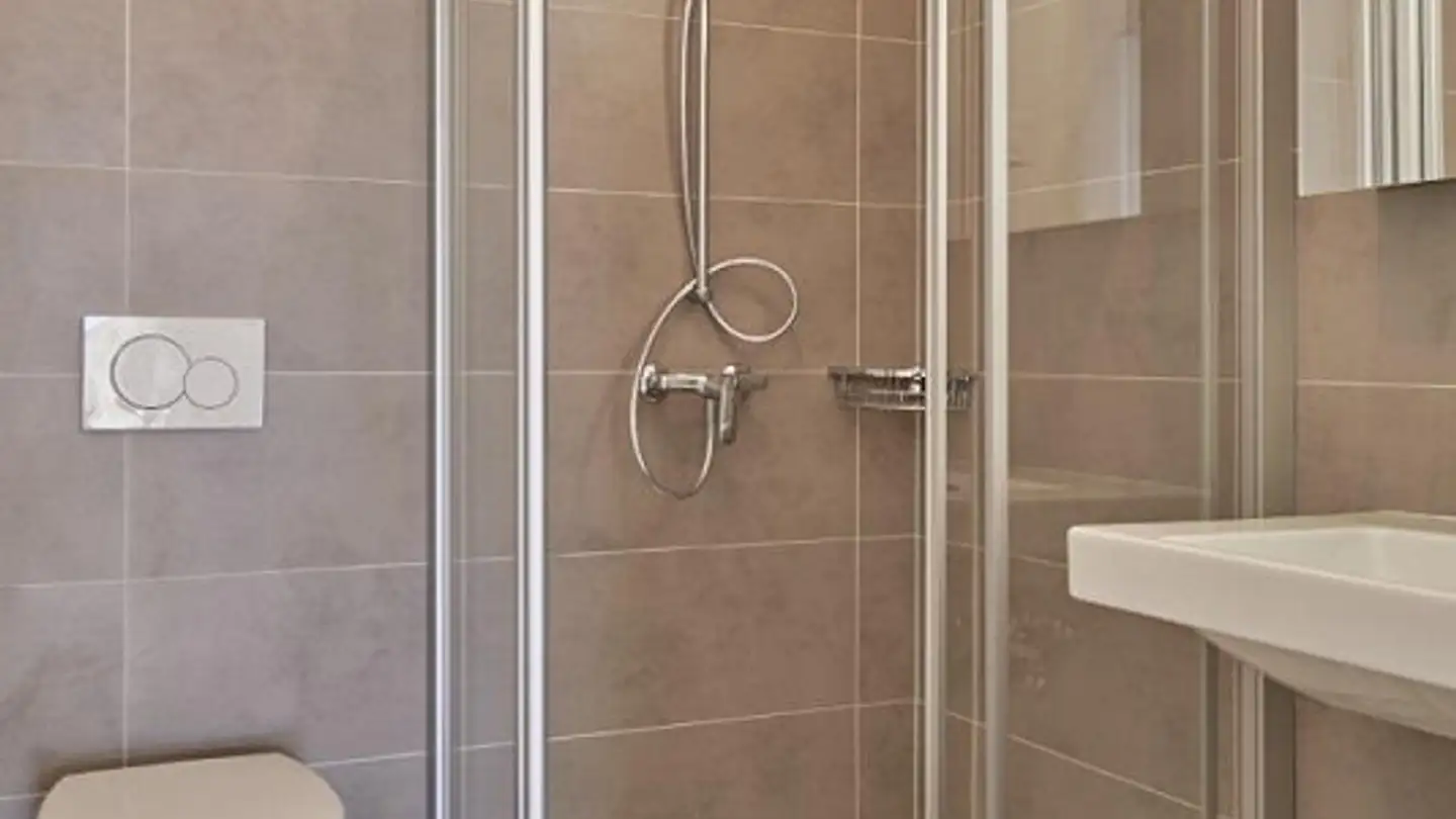 Apartment for rent - Rue De L'europe 64, 1630 Bulle - Photo 3