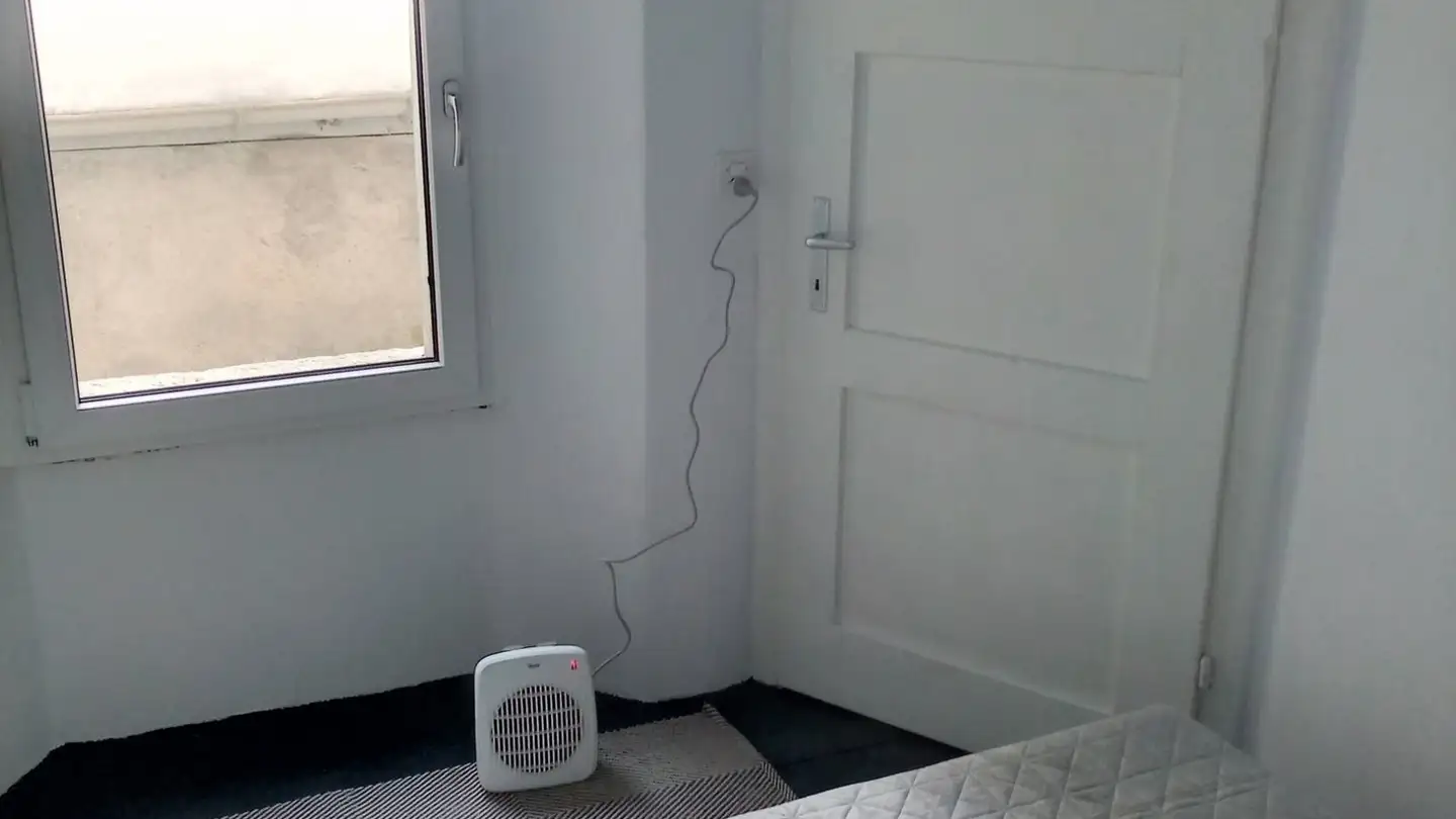 Single room for rent - Via Olimpia 37, 6780 Airolo - Photo 4