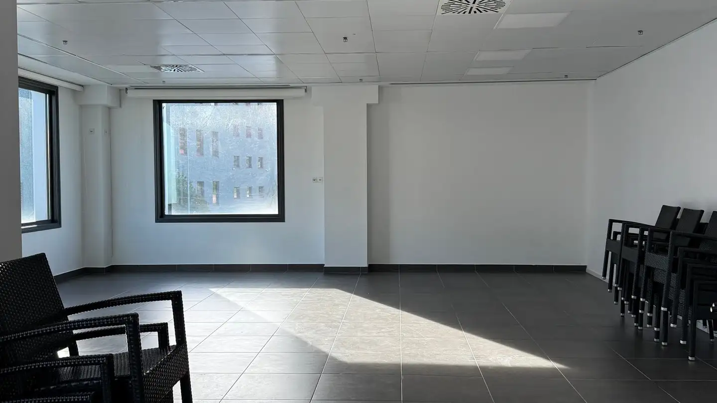 Spazio ufficio in affitto - Via Angelo Maspoli 7, 6850 Mendrisio