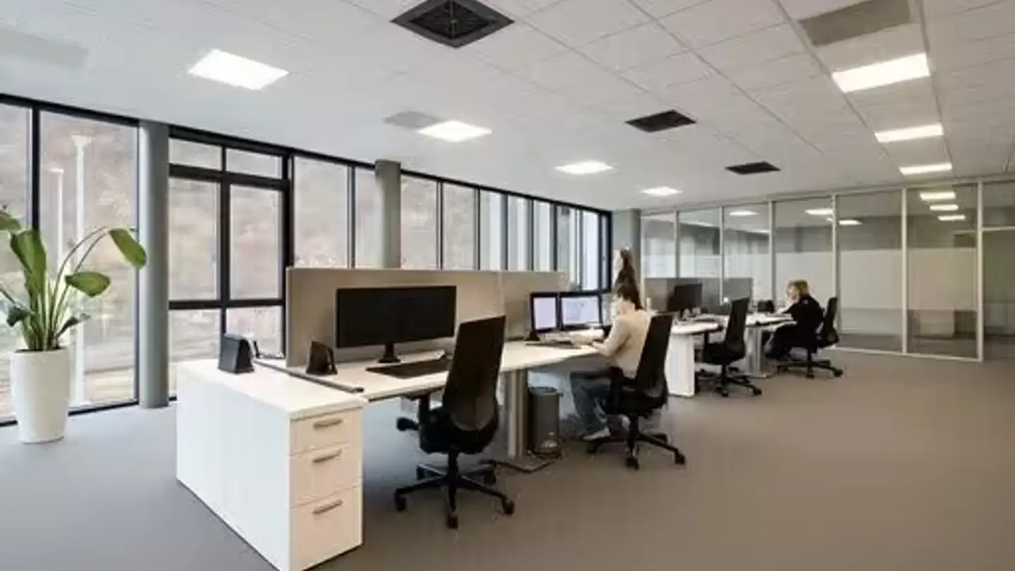 Centre commercial à vendre - 6807 Taverne