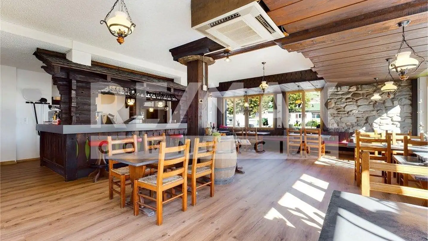 Commercial for sale - Bahnhofstrasse 8, 3942 Raron - Photo 4