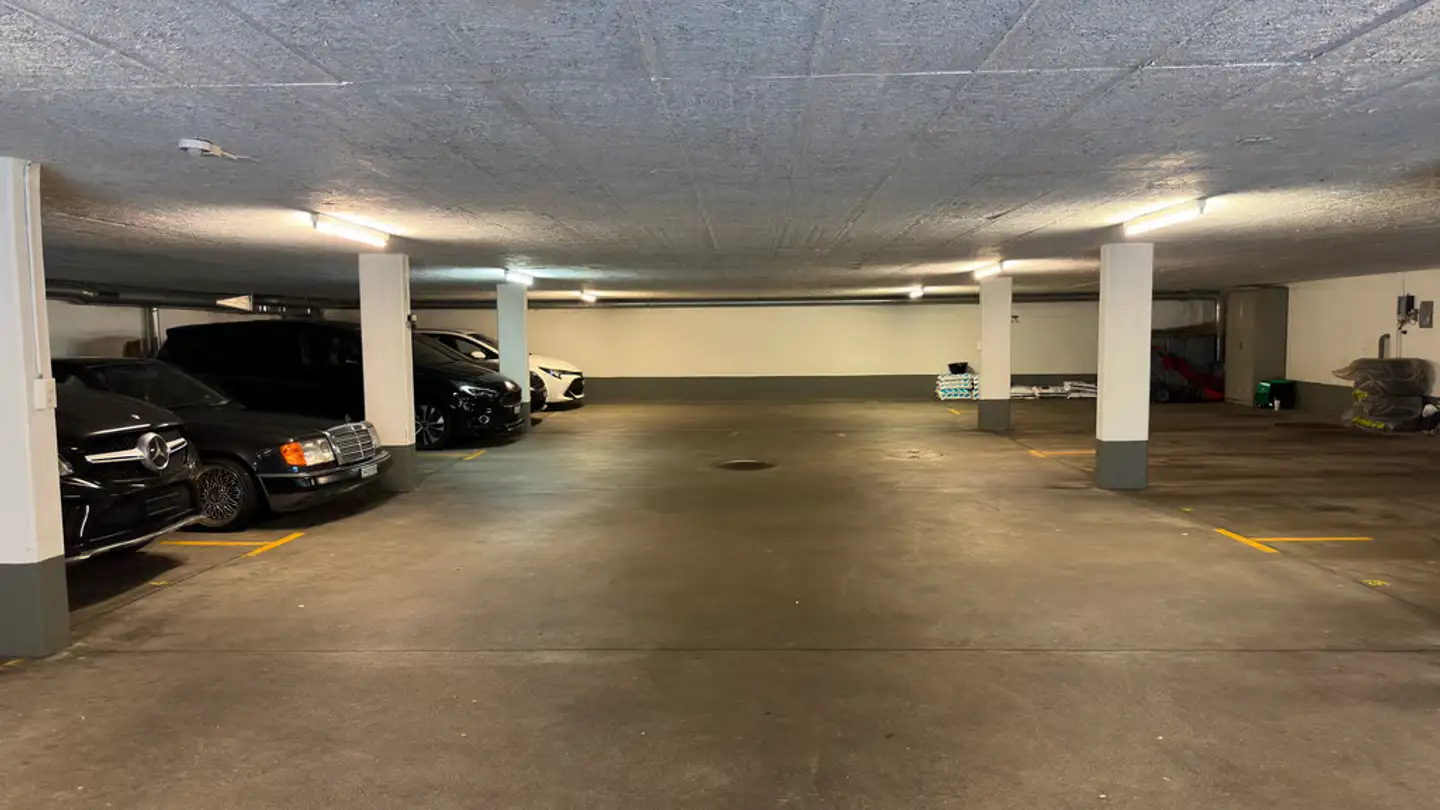 Place de parking souterraine à louer - Taleggstrasse 5, 8953 Dietikon - Photo 3