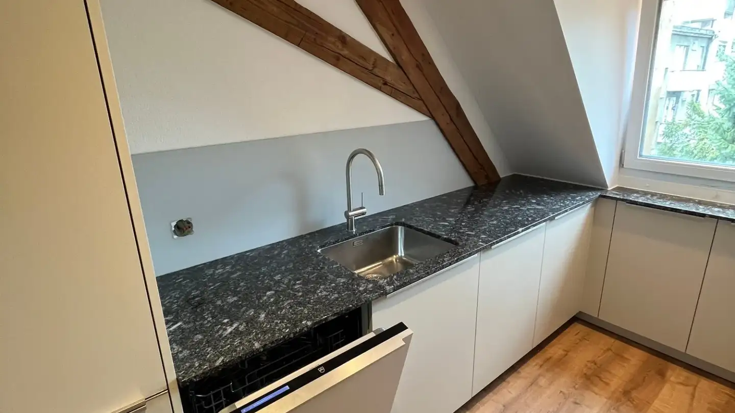 Dachgeschosswohnung mieten - Dornacherstrasse 11, 4600 Olten - Foto 3