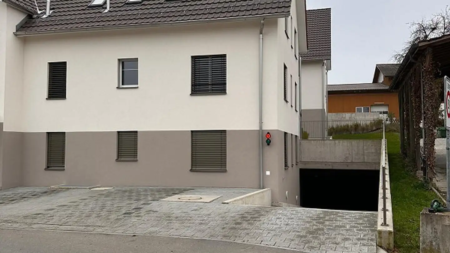 Underground parking space for rent - Unterdorf, 8254 Basadingen