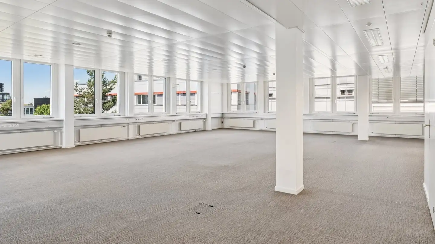 Bürofläche mieten - Bahnstrasse 24, 8603 Schwerzenbach - Foto 3