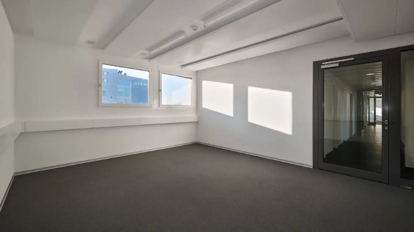 Bürofläche mieten - Dürrenhübelstrasse 9, 4133 Pratteln - Foto 2