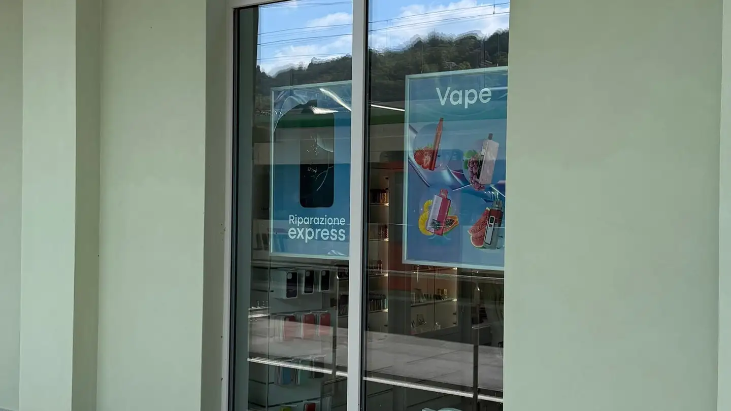 Shop for rent - 6830 Chiasso - Photo 4