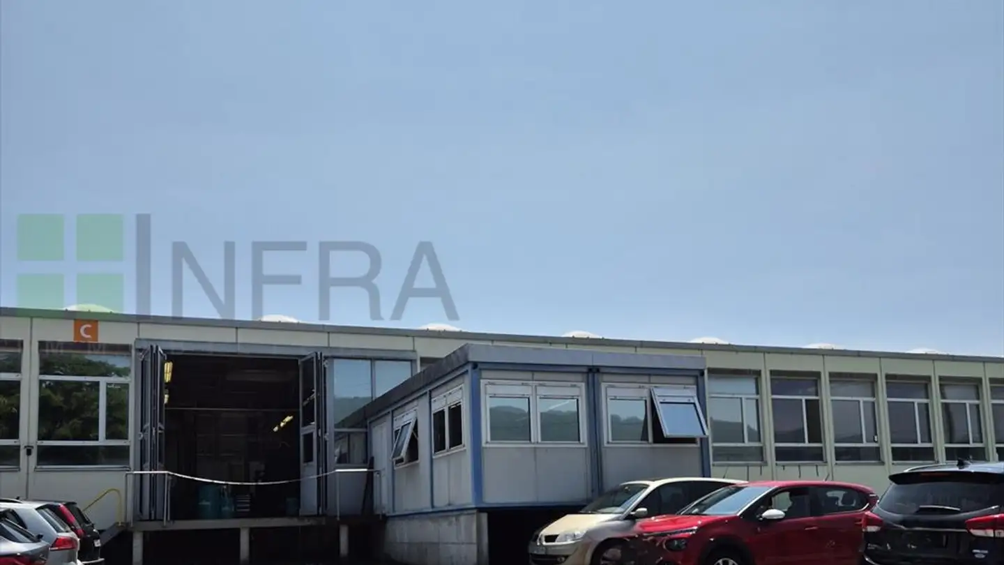 Shop for rent - Route De La Communance 26, 2800 Delémont