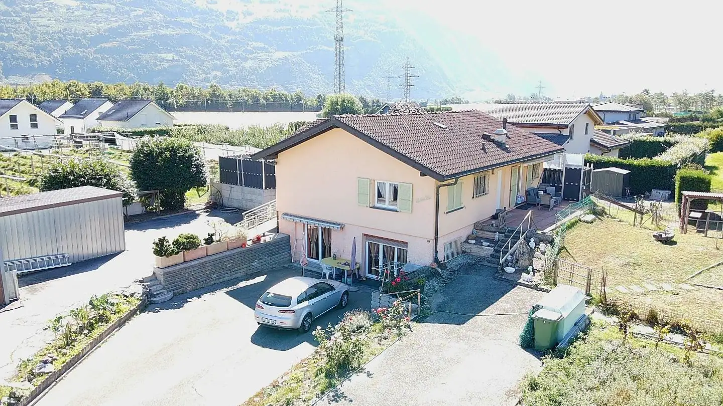 Villa for sale - 1957 Ardon