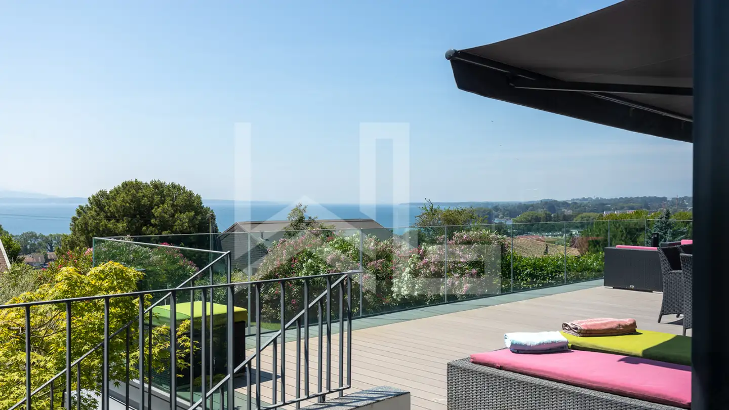 Single house for sale - 1166 Perroy