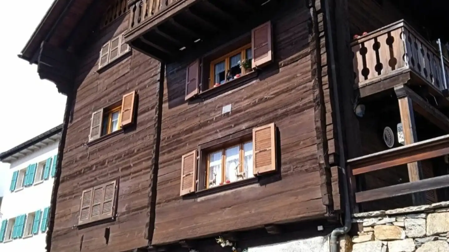 Edificio residenziale in vendita - 6749 Sobrio - Photo 2