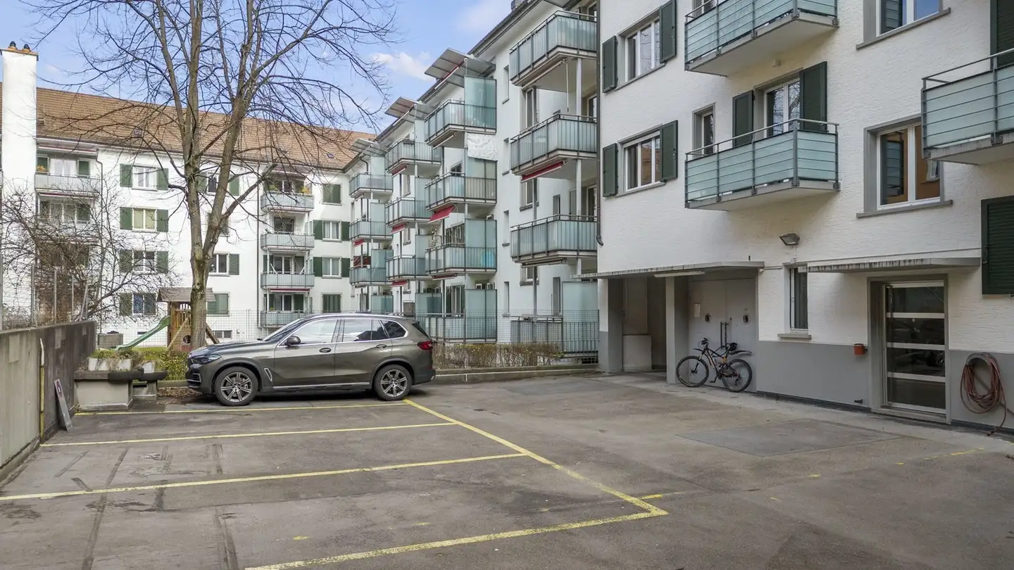 Outdoor parking space for rent - Elsastrasse 16, 8004 Zürich