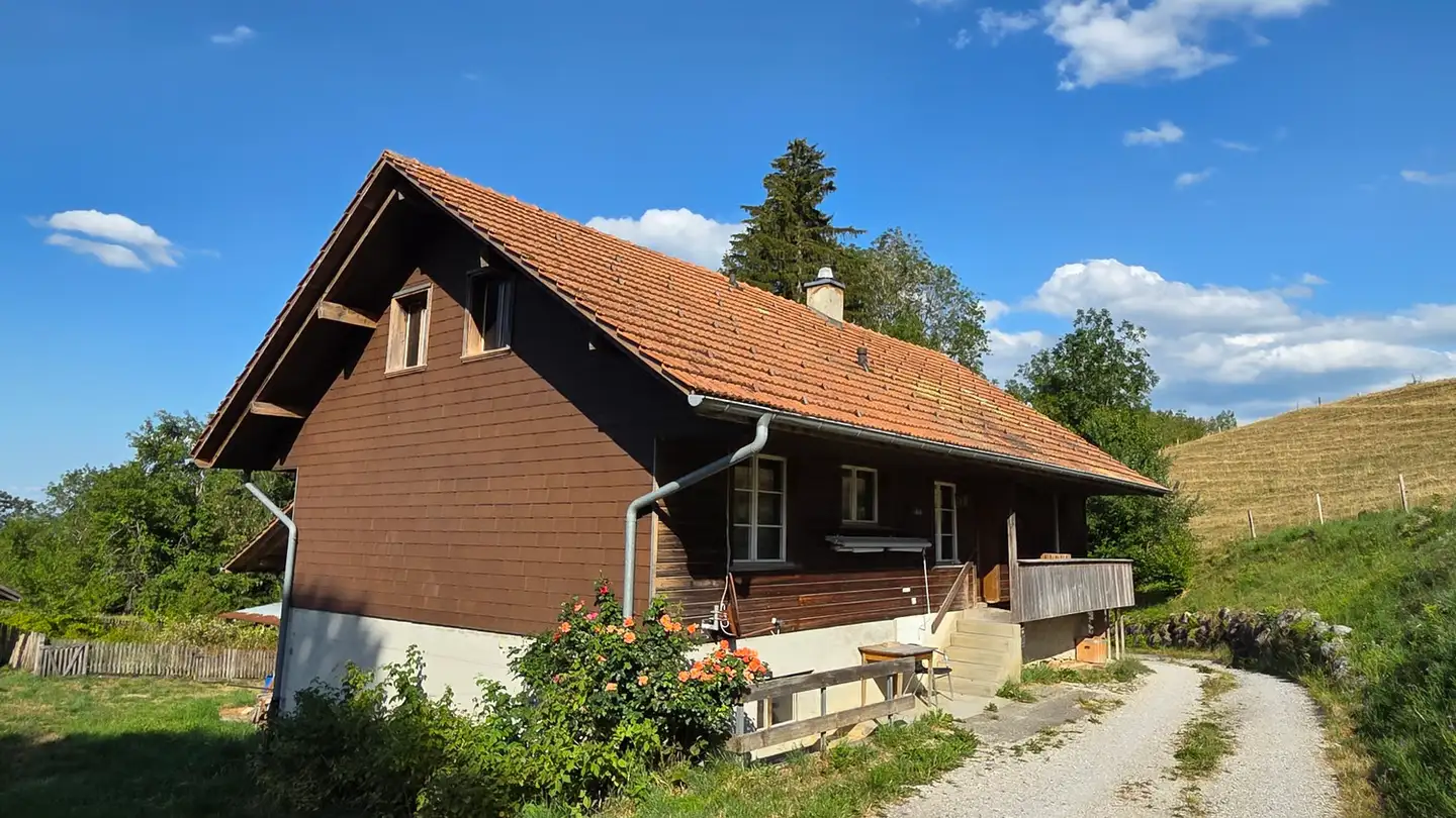 Single house for rent - 3664 Burgistein