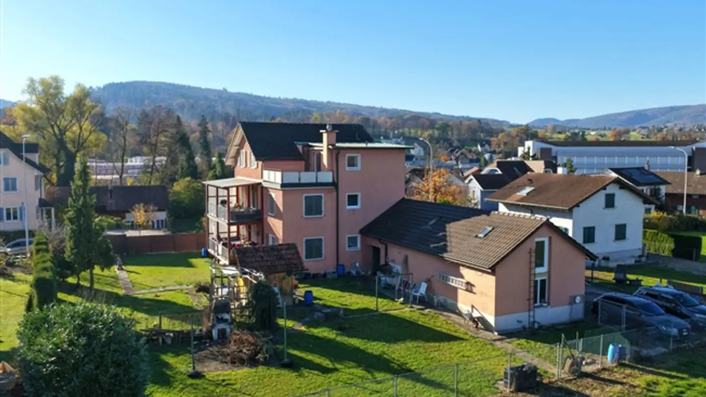 Immeuble résidentiel à vendre - 4242 Laufen