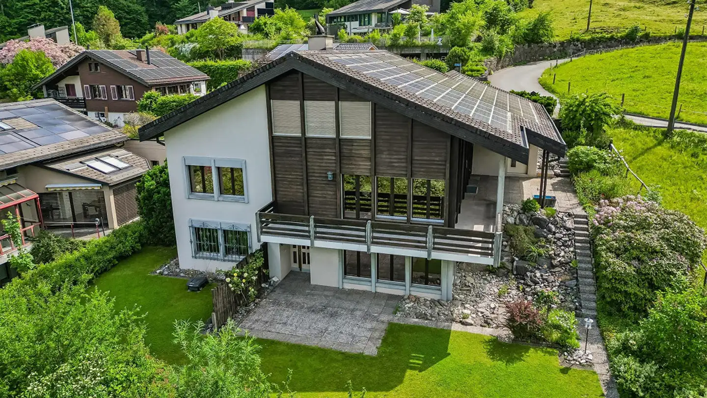 Maison individuelle à vendre - 8753 Mollis