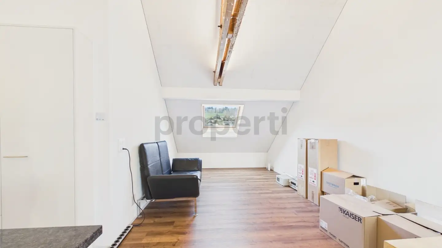Attique à louer - 8964 Rudolfstetten