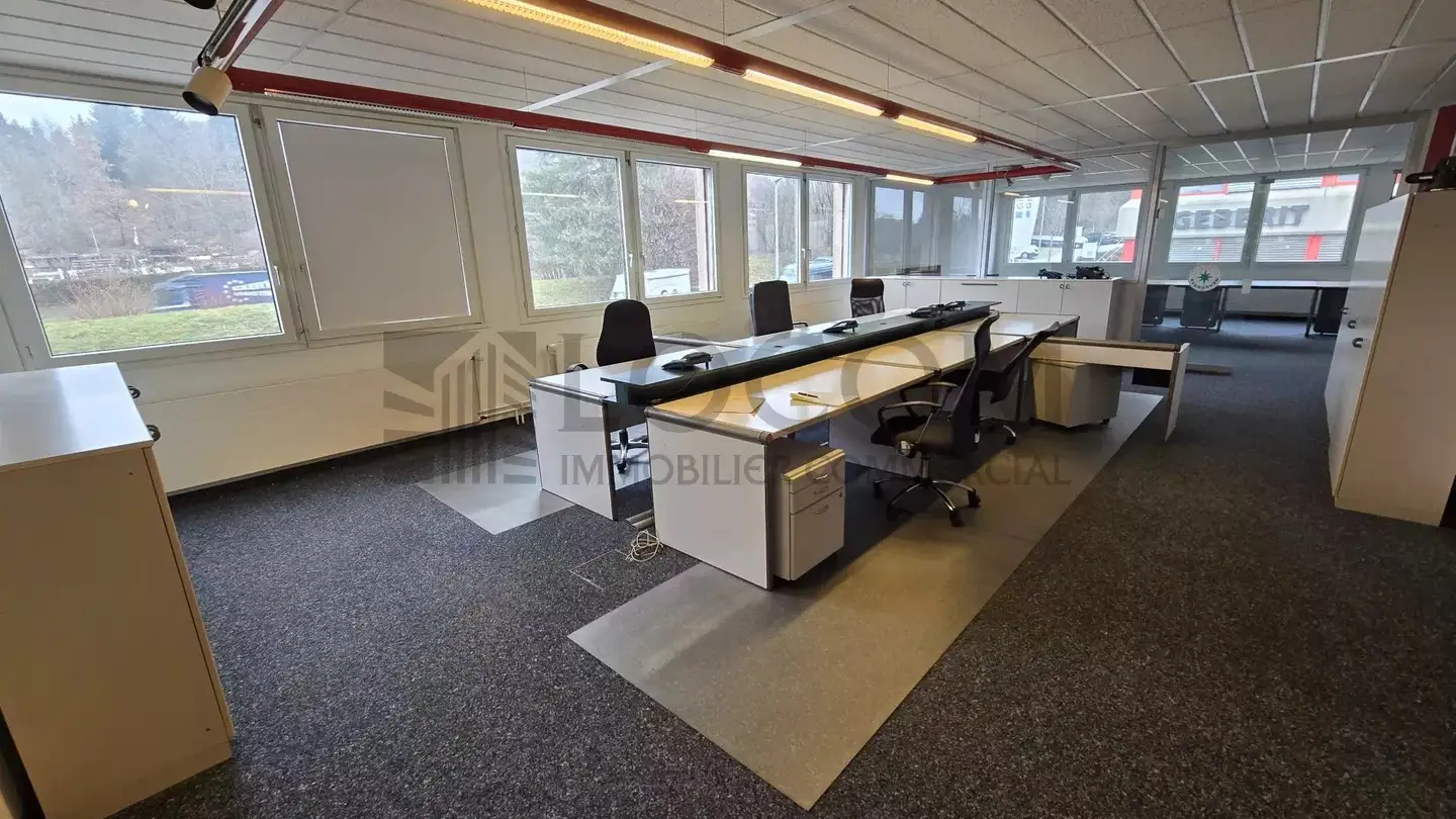 Shop for rent - Avenue Des Boveresses 52, 1010 Lausanne - Photo 2