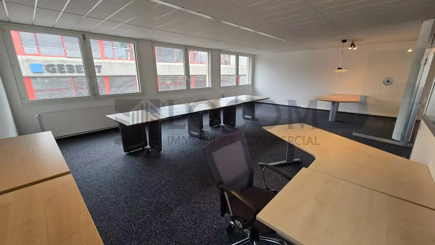 Shop for rent - Avenue Des Boveresses 52, 1010 Lausanne - Photo 3