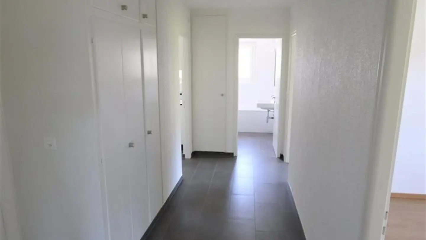 Wohnung mieten - Rue Guillemette De Vergy 1, 2053 Cernier - Foto 4