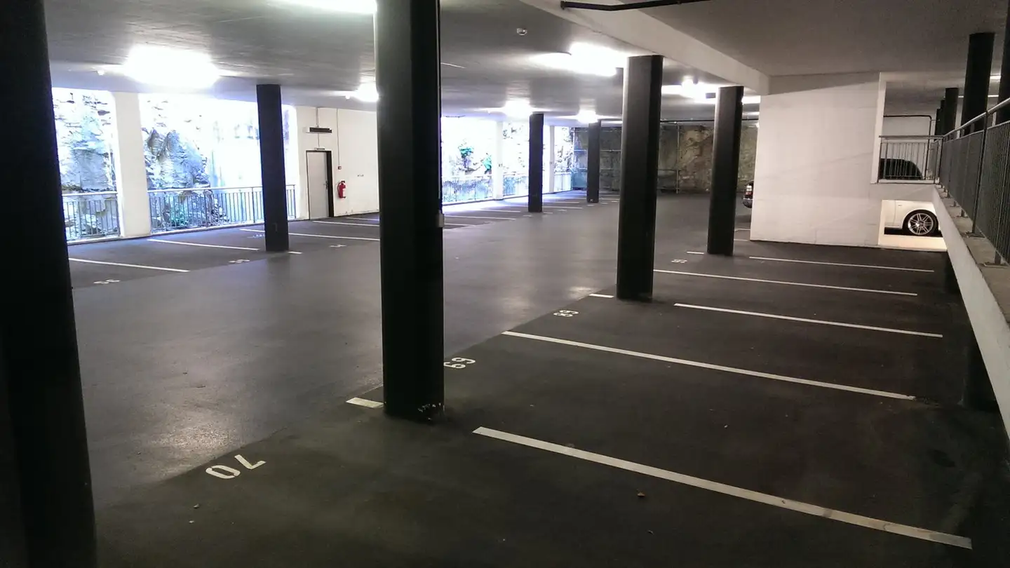 Place de parking souterraine à louer - Rain 67, 5000 Aarau