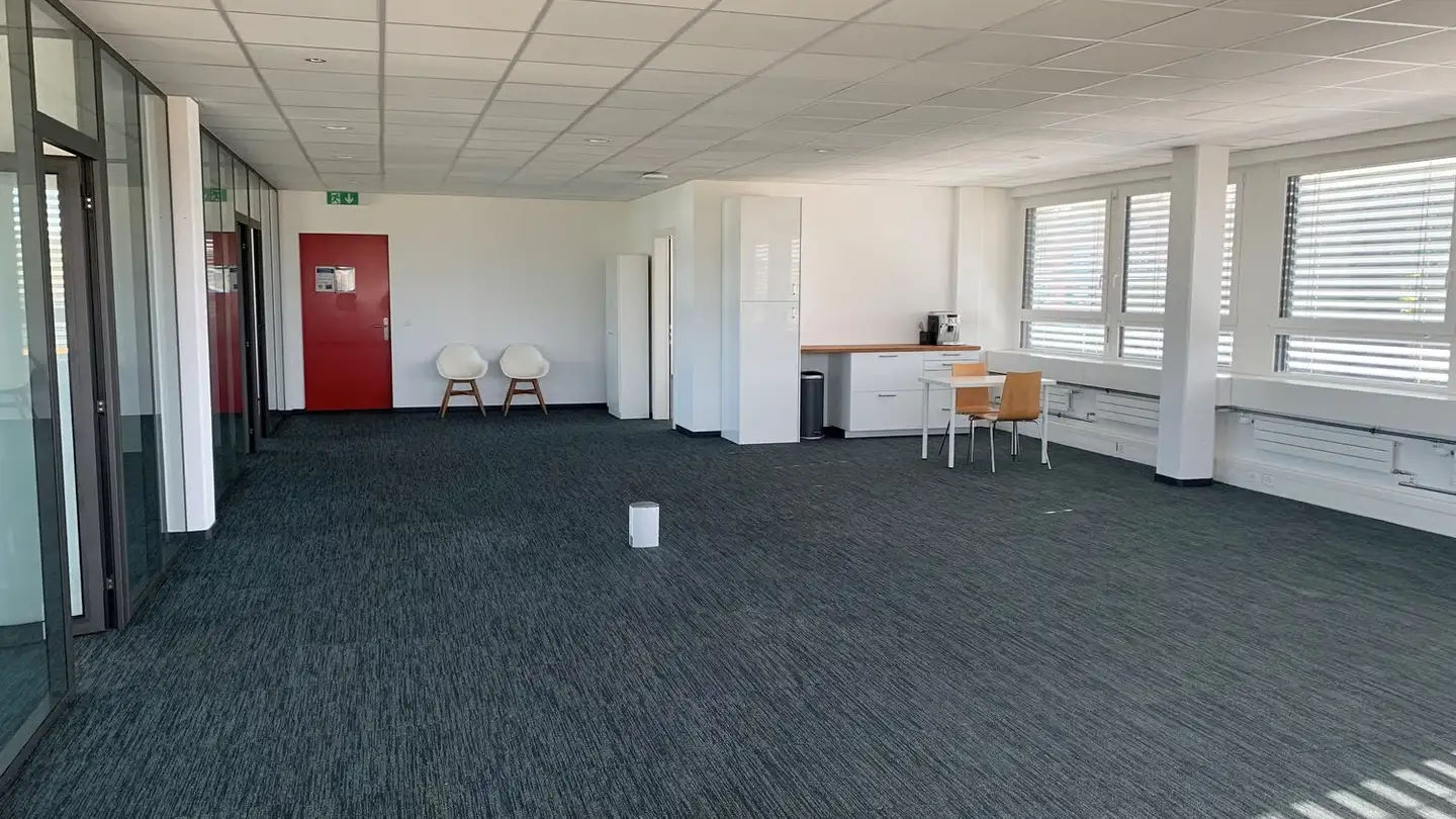 Office space for rent - Boulevard De L'arc-En-Ciel 1, 1023 Crissier
