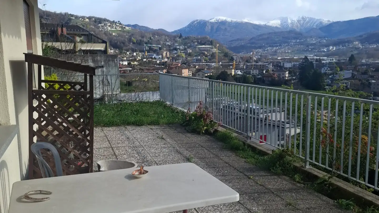 Appartamento in affitto - Via Mondonico 30, 6982 Agno