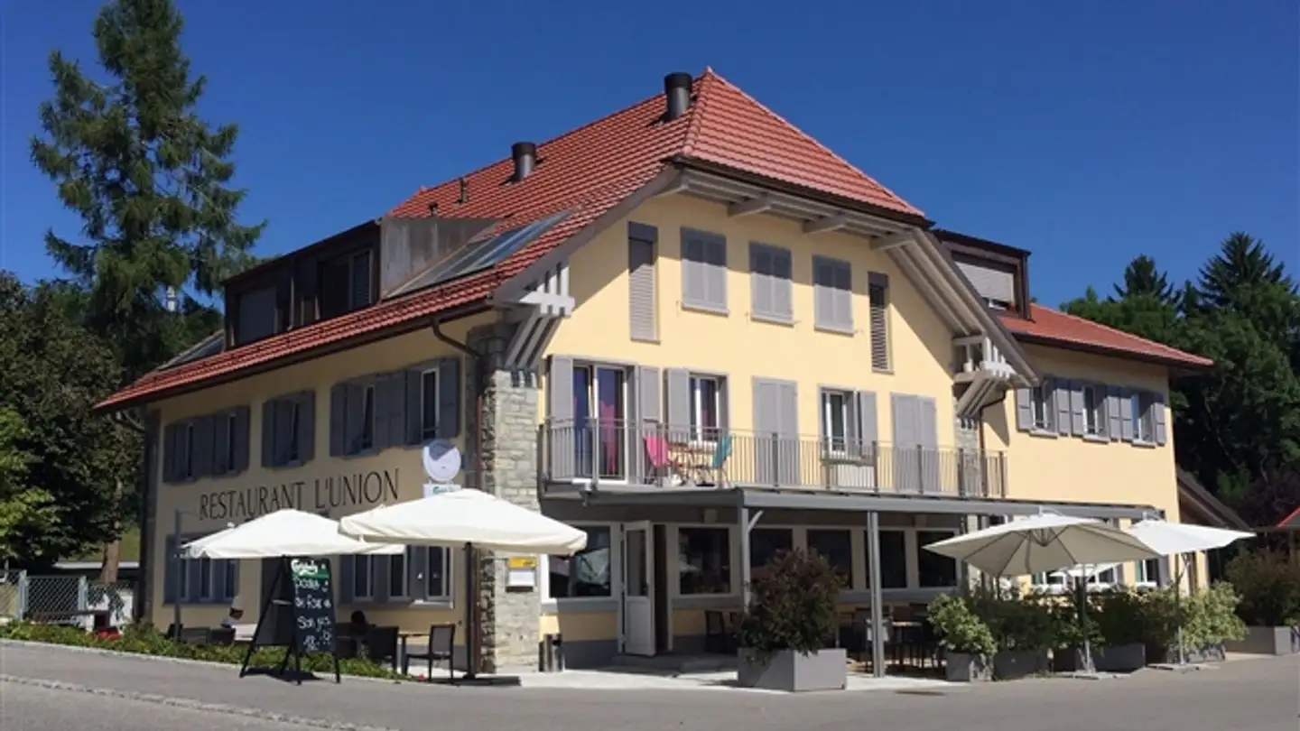Place de parking extérieure à louer - Route Principale 100, 1642 Sorens