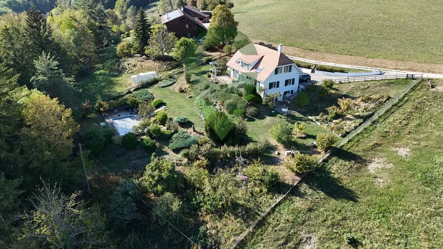 Casa singola in vendita - 1186 Essertines-sur-Rolle