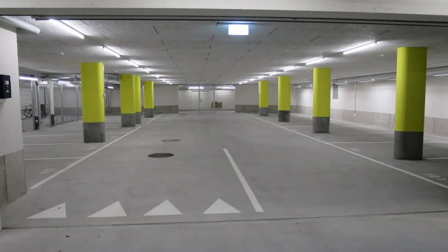 Place de parking souterraine à louer - Baselmattweg, 4123 Allschwil - Photo 2