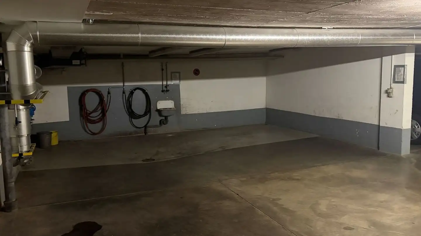 Place de parking souterraine à louer - Spitalstrasse 42, 8952 Schlieren - Photo 3