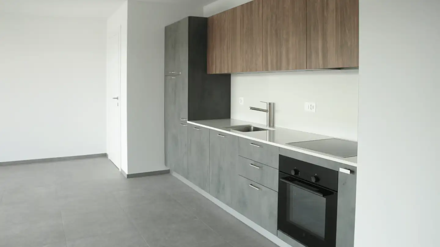 Appartement à louer - Via Cava 5, 6855 Stabio