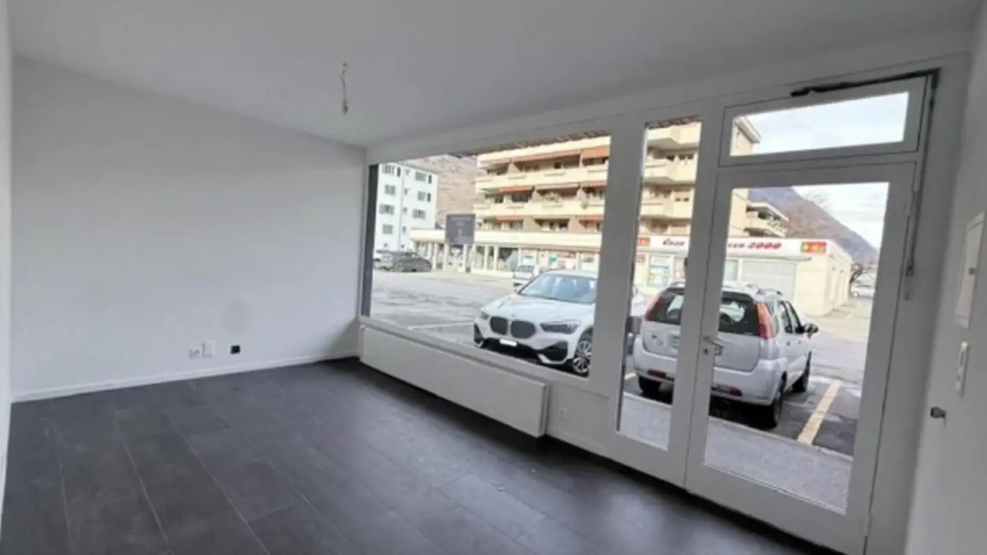 Immeuble mixte à louer - Rue Maison De Commune 1, 1926 Fully