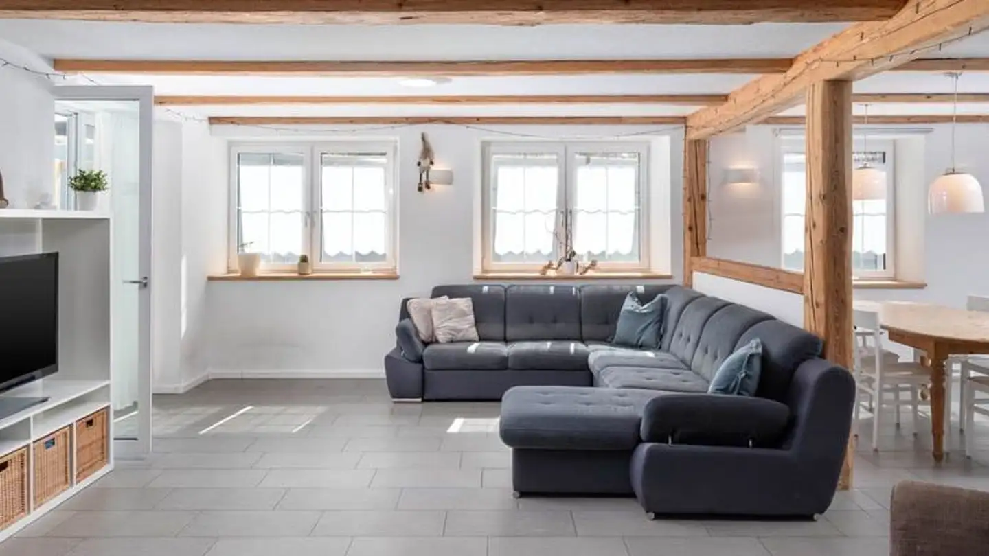 Single house for sale - Esslingerstrasse 16a, 8618 Oetwil am See