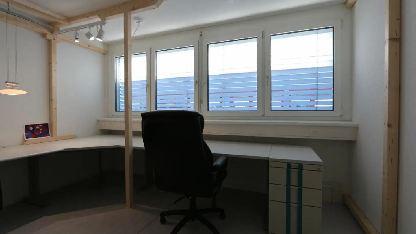 Bureau à louer - Mühlemattstrasse 11, 4104 Oberwil BL