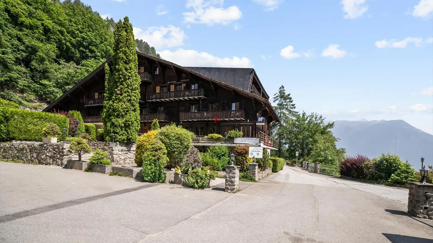 Hotel for sale - Place De La Télécabine 9, 1923 Les Marécottes