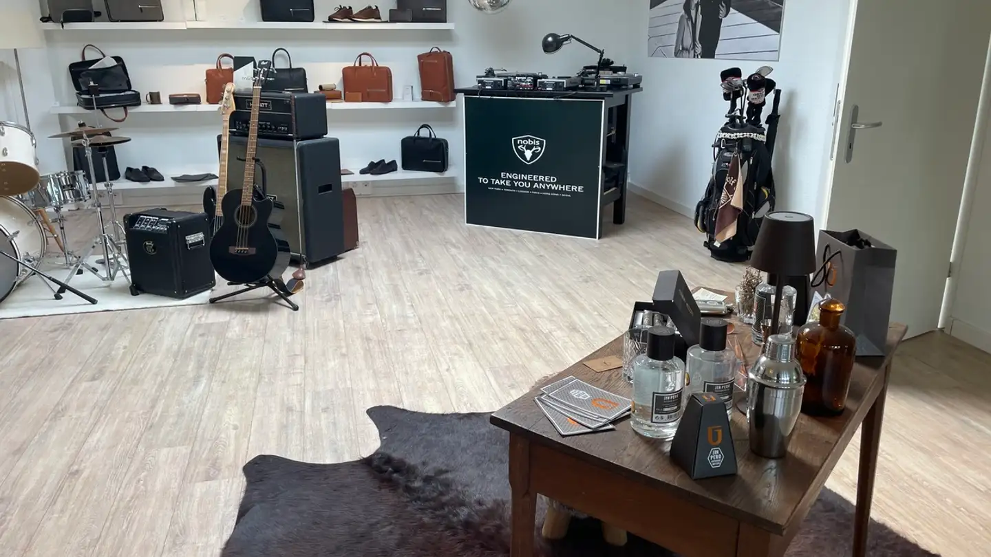 Spazio ufficio in affitto - Zone Industrielle Le Tresi 9b, 1028 Préverenges - Photo 2