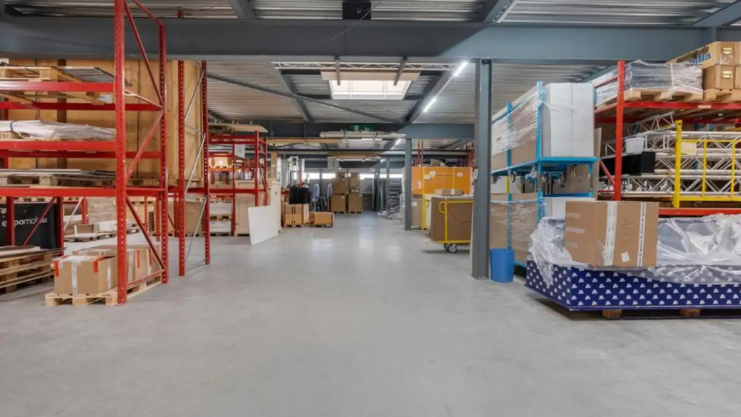 Lagerraum mieten - Im Langhag 2, 8307 Effretikon - Foto 2