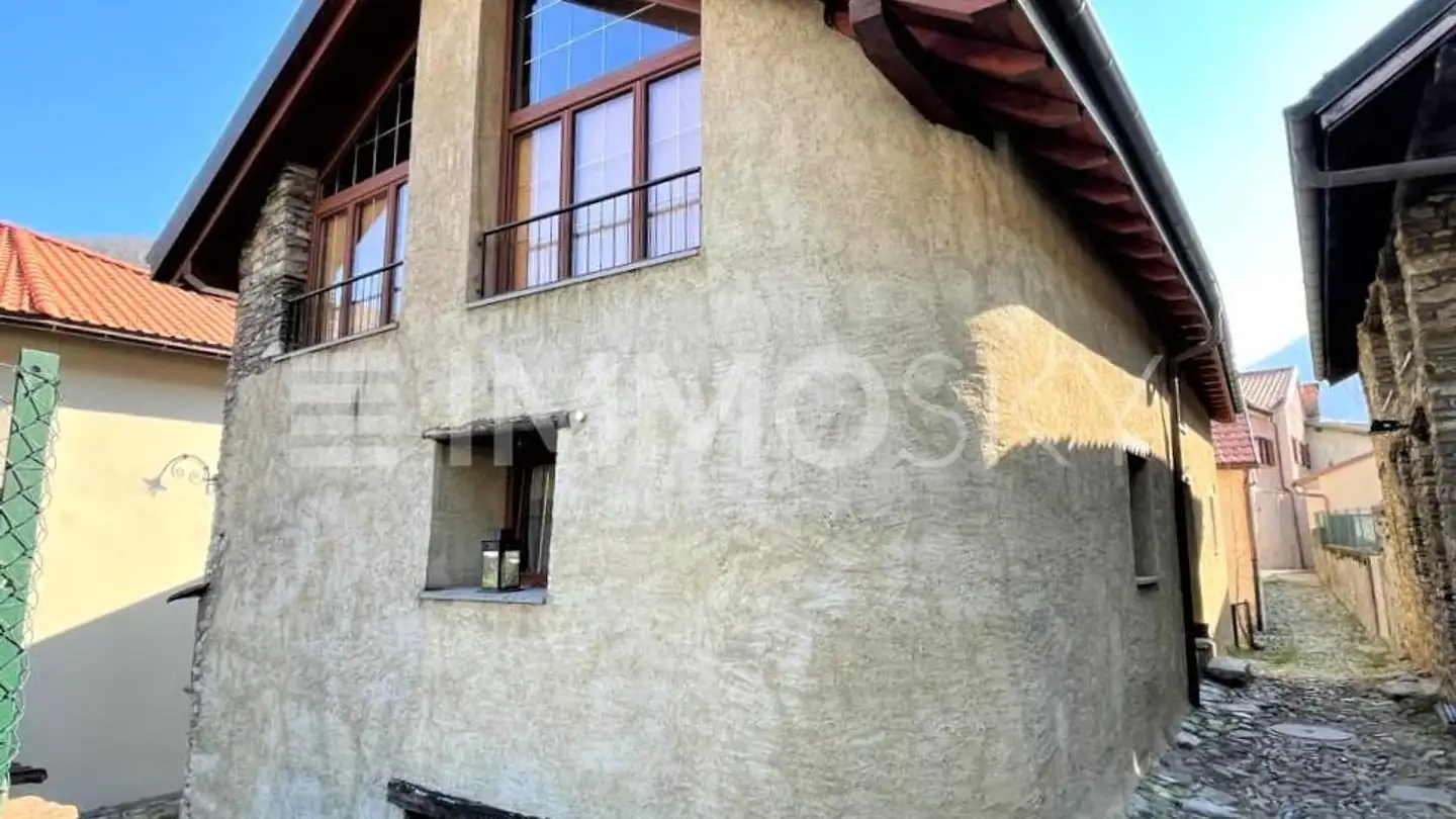 Residential building for sale - 6805 Mezzovico