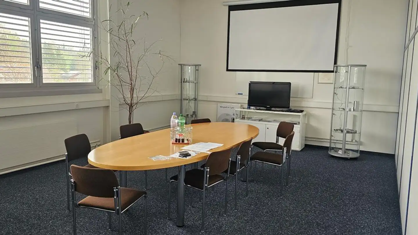 Industrial property for rent - Bubikonerstrasse 39, 8635 Dürnten - Photo 3