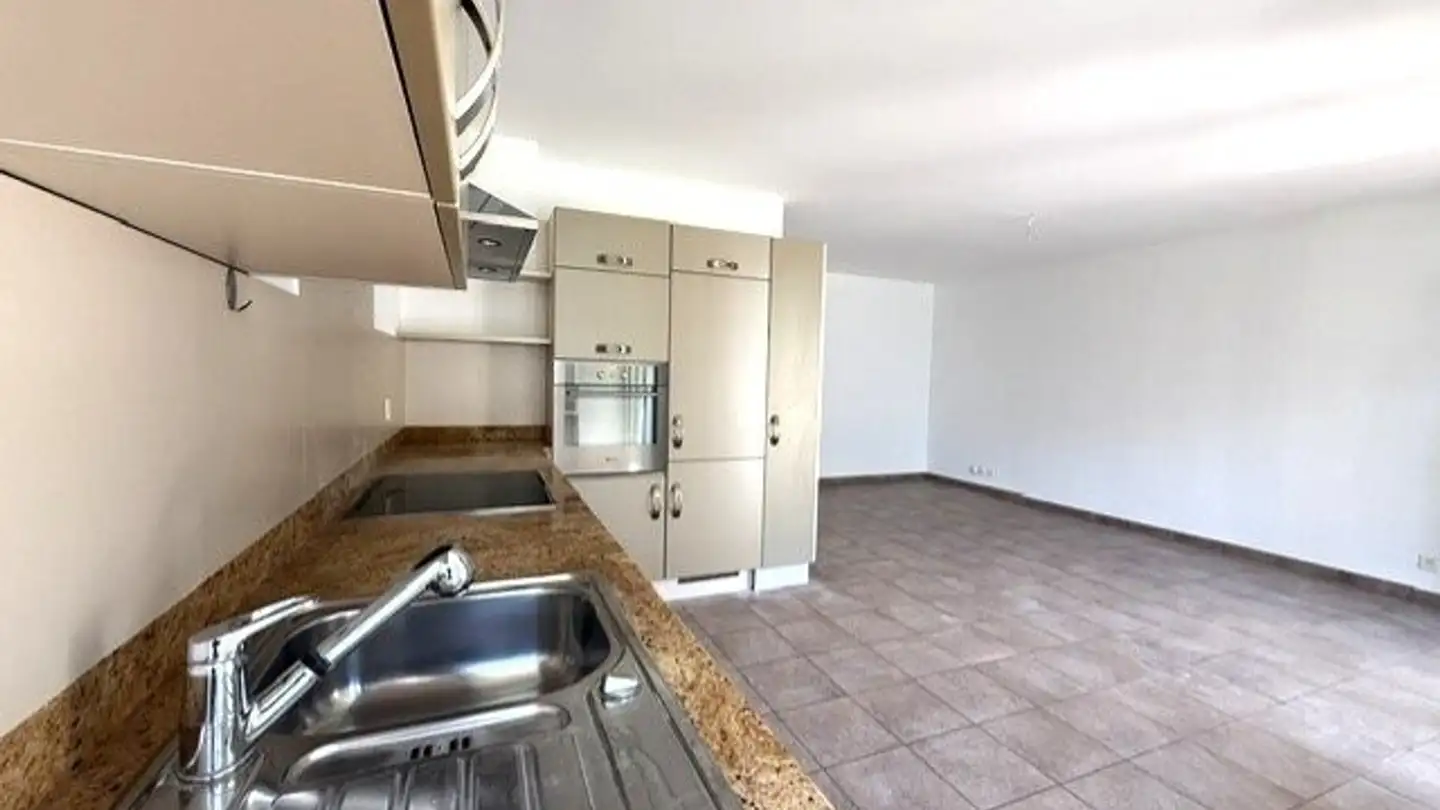 Apartment for rent - Rue Des Champs-De-Tabac, 1950 Sion - Photo 2